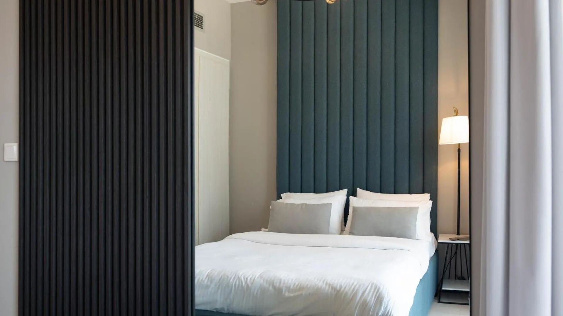 Apartment Keyrock Living - Lakeview Retreat In Business Bay Dubai United Arab Emirates